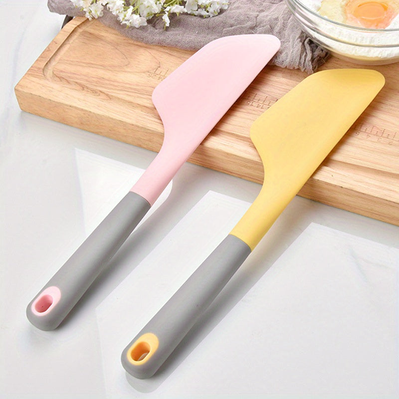 Extra-Large Silicone Short Spatula - a Versatile Tool for Home Kitchens, Perfect for Spreading Cake Cream, Durable And Heat-Resistant for Baking, Suitable for Cooking, Baking, Mixing, And Cutting Cream Cakes, Ideal for Commercial Kitchen Use